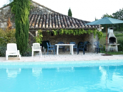 french-villa-lot-valley-pool